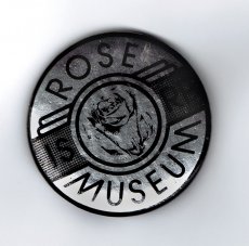 rose-museum-button