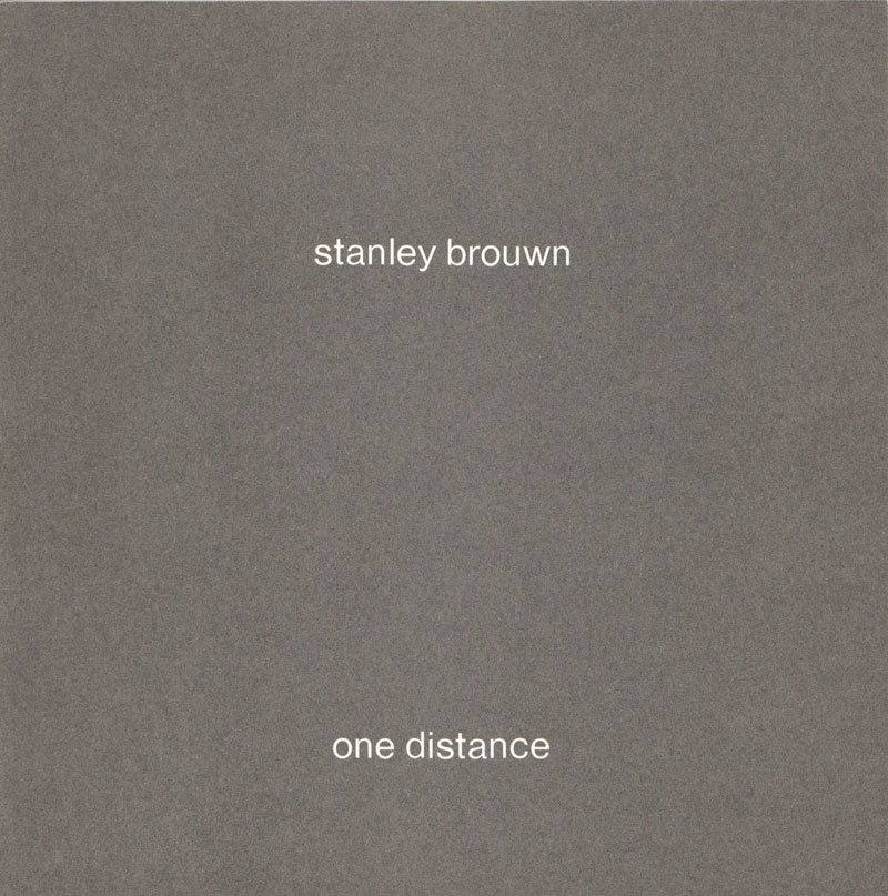 brouwn-one-distance